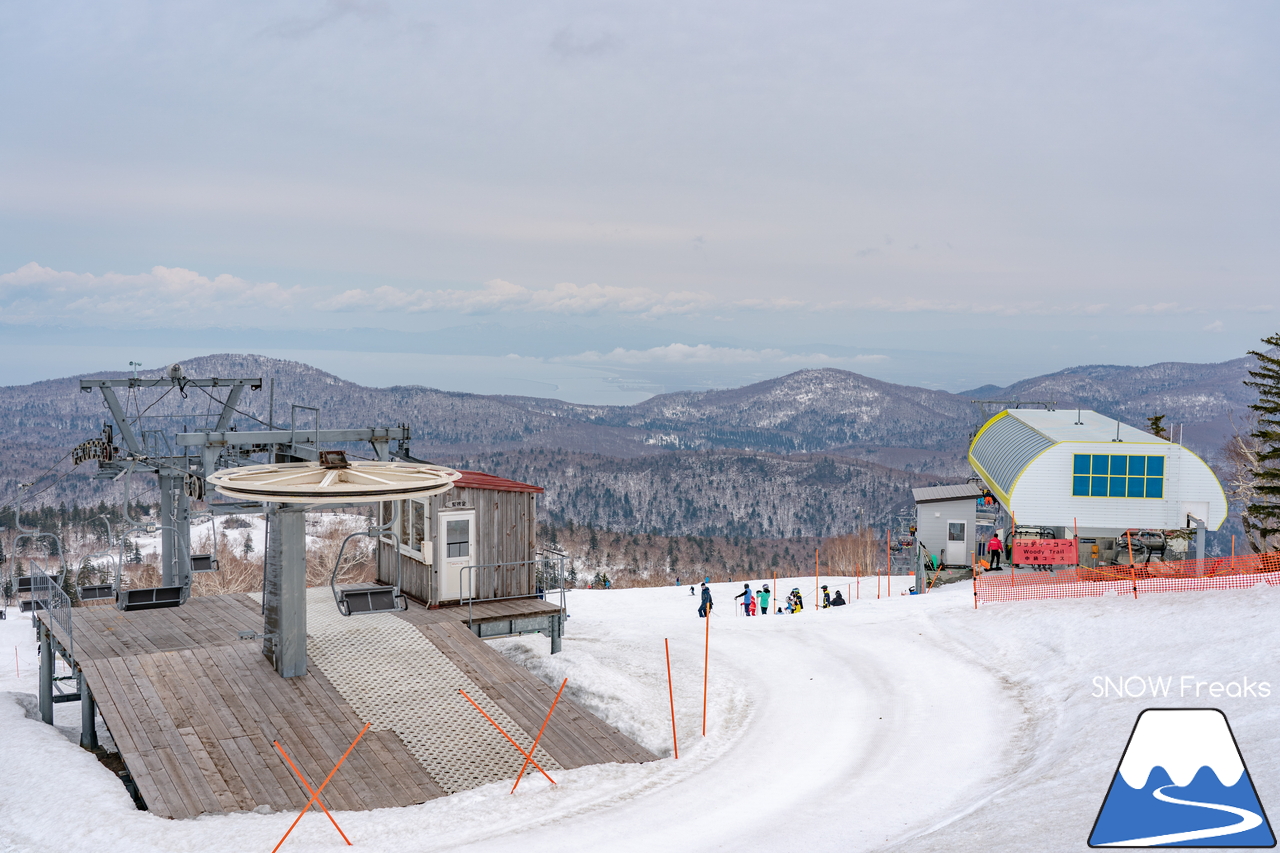 札幌国際スキー場｜2022年のゴールデンウイークが開幕。さすが、KOKUSAI。5月目前にして、ほぼ全面滑走可能です(*^^)v